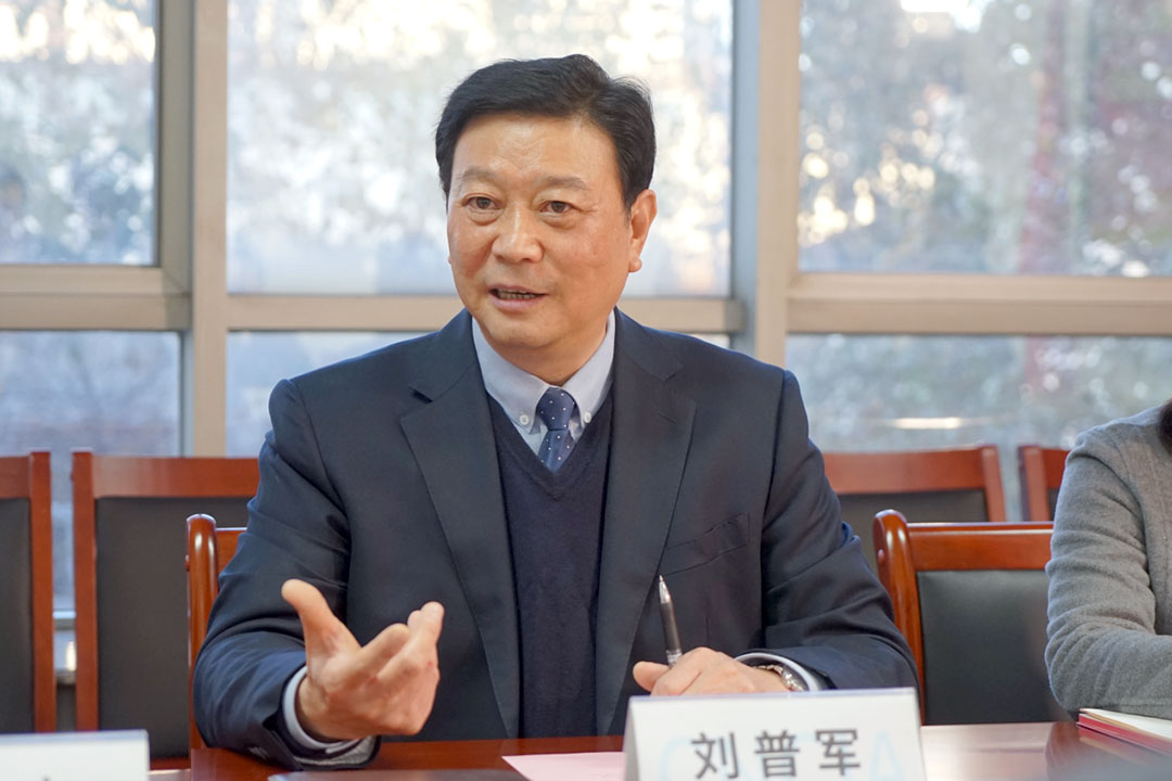 中國(guó)涂料工業(yè)協(xié)會(huì)會(huì)長(zhǎng)　劉普軍